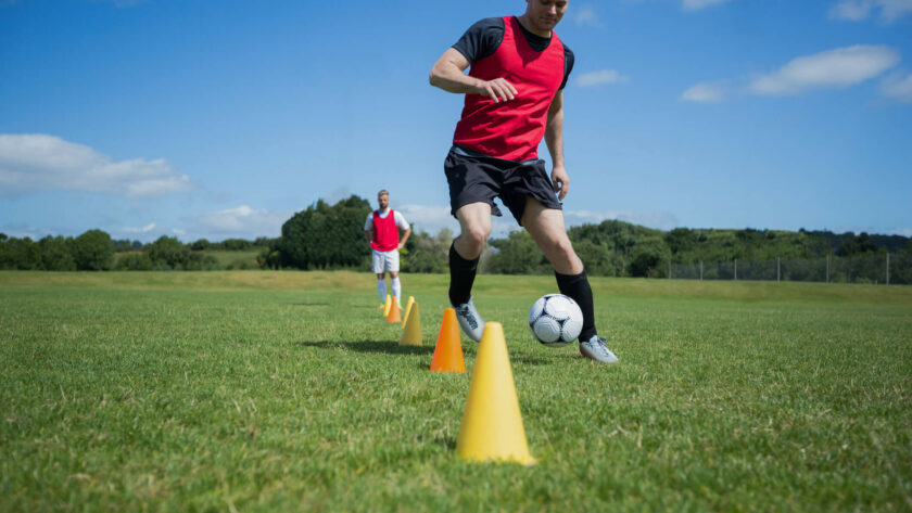 Bài tập cơ bản chuyền bóng